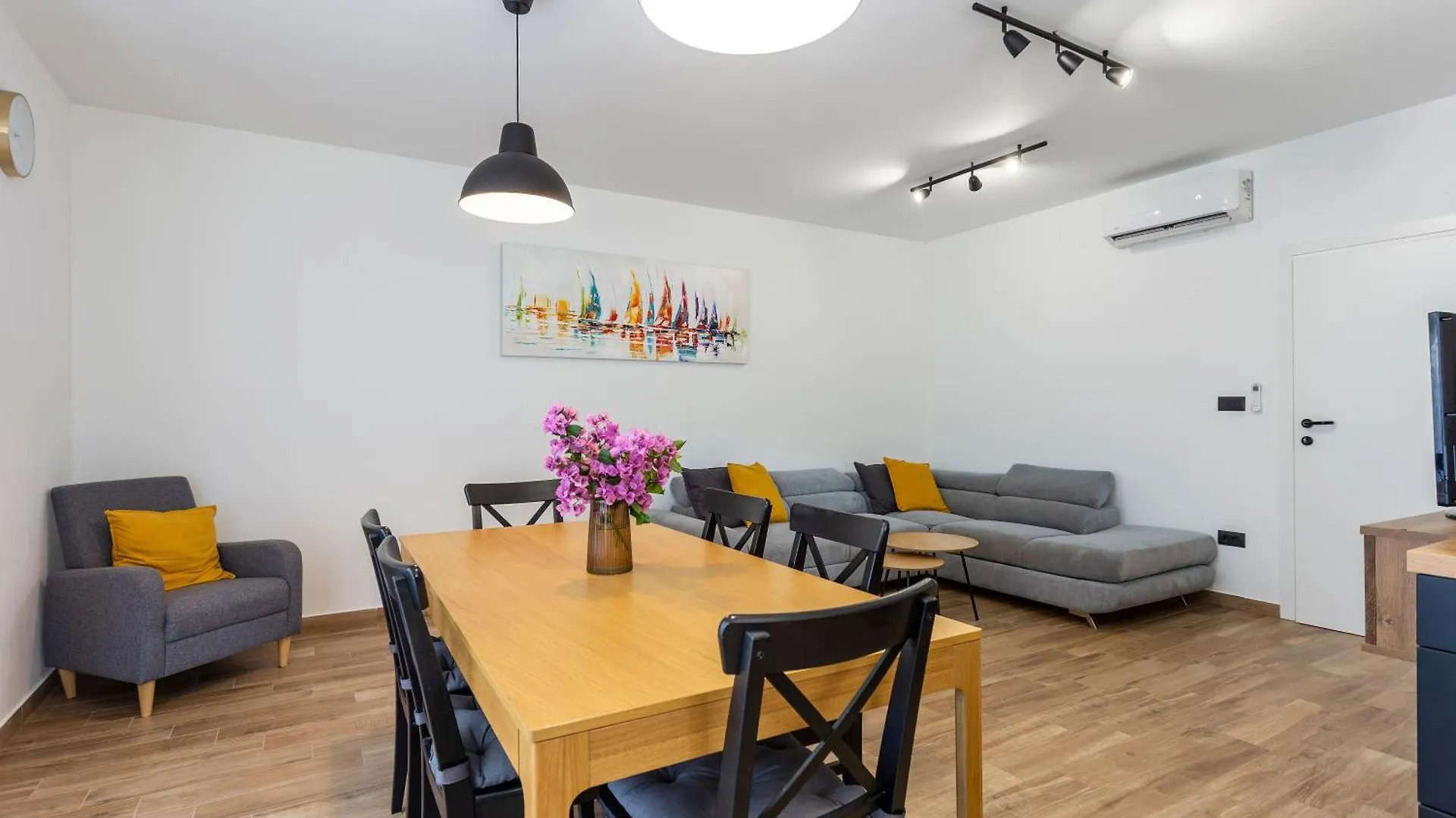 Holiday home Modernes Ferienhaus In Strandnaehe Fazana
