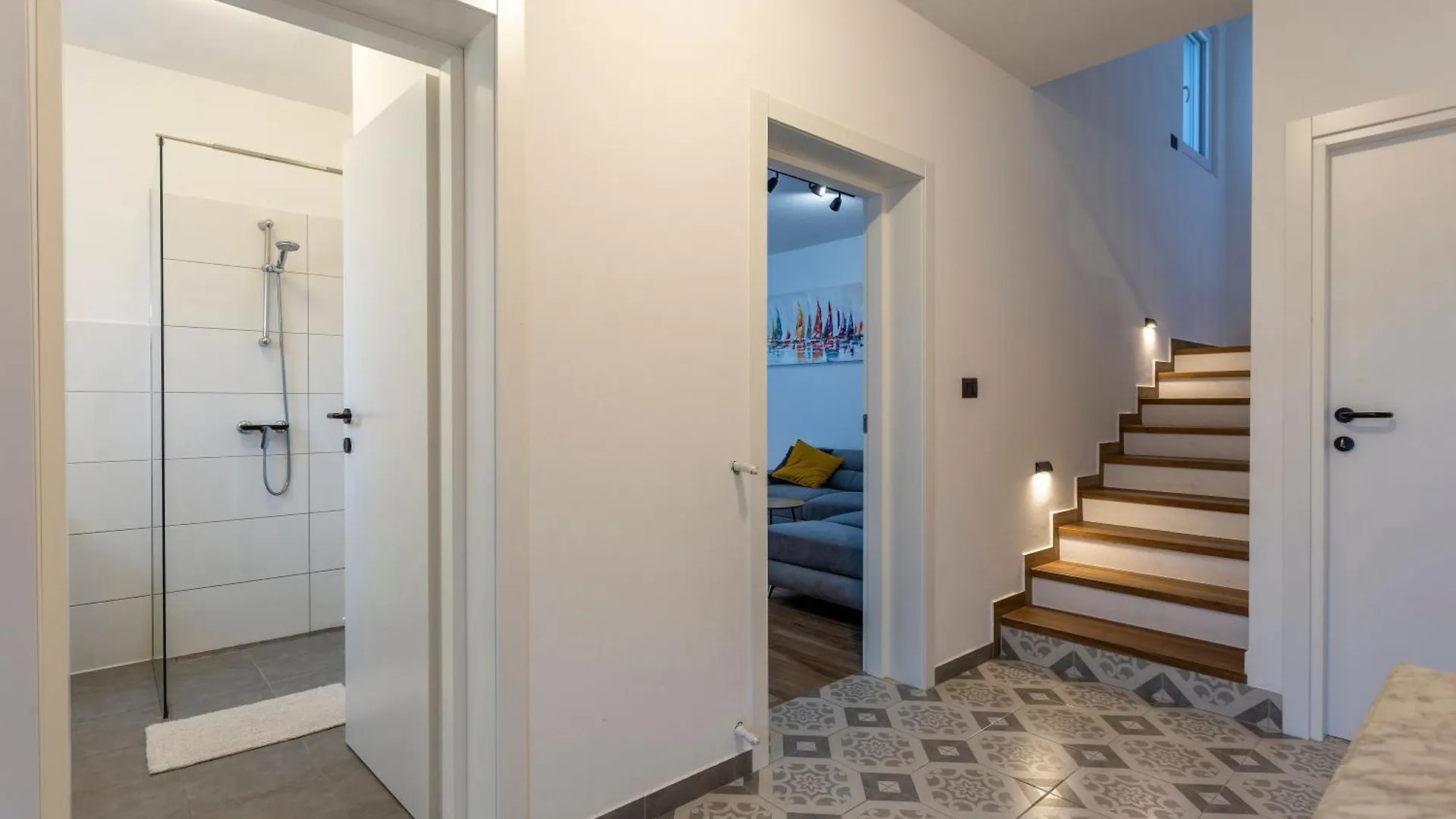 Modernes Ferienhaus In Strandnaehe Fazana Holiday home